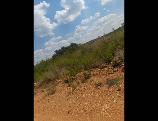 LAND FOR SALE IN UNITAS PARK